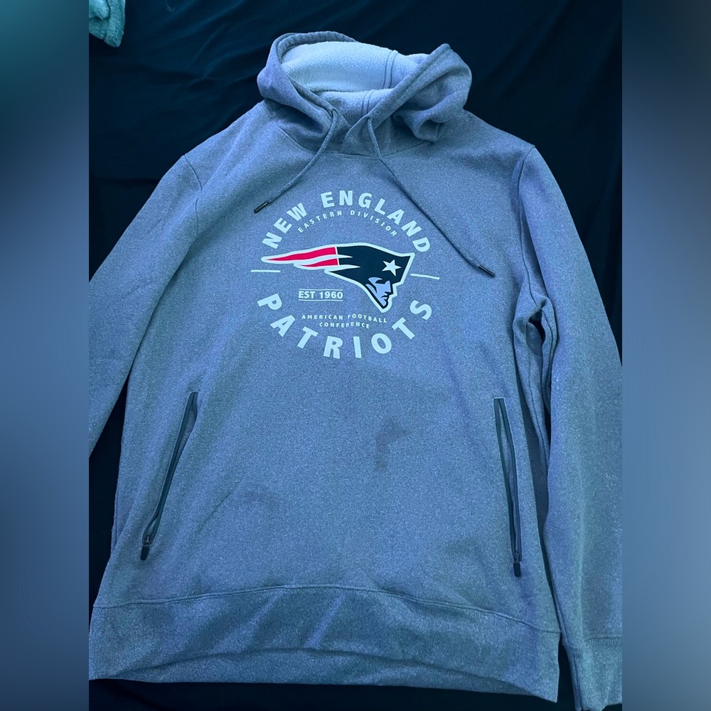 NFL Team Apparel New England Patriots gray hoodie. size large